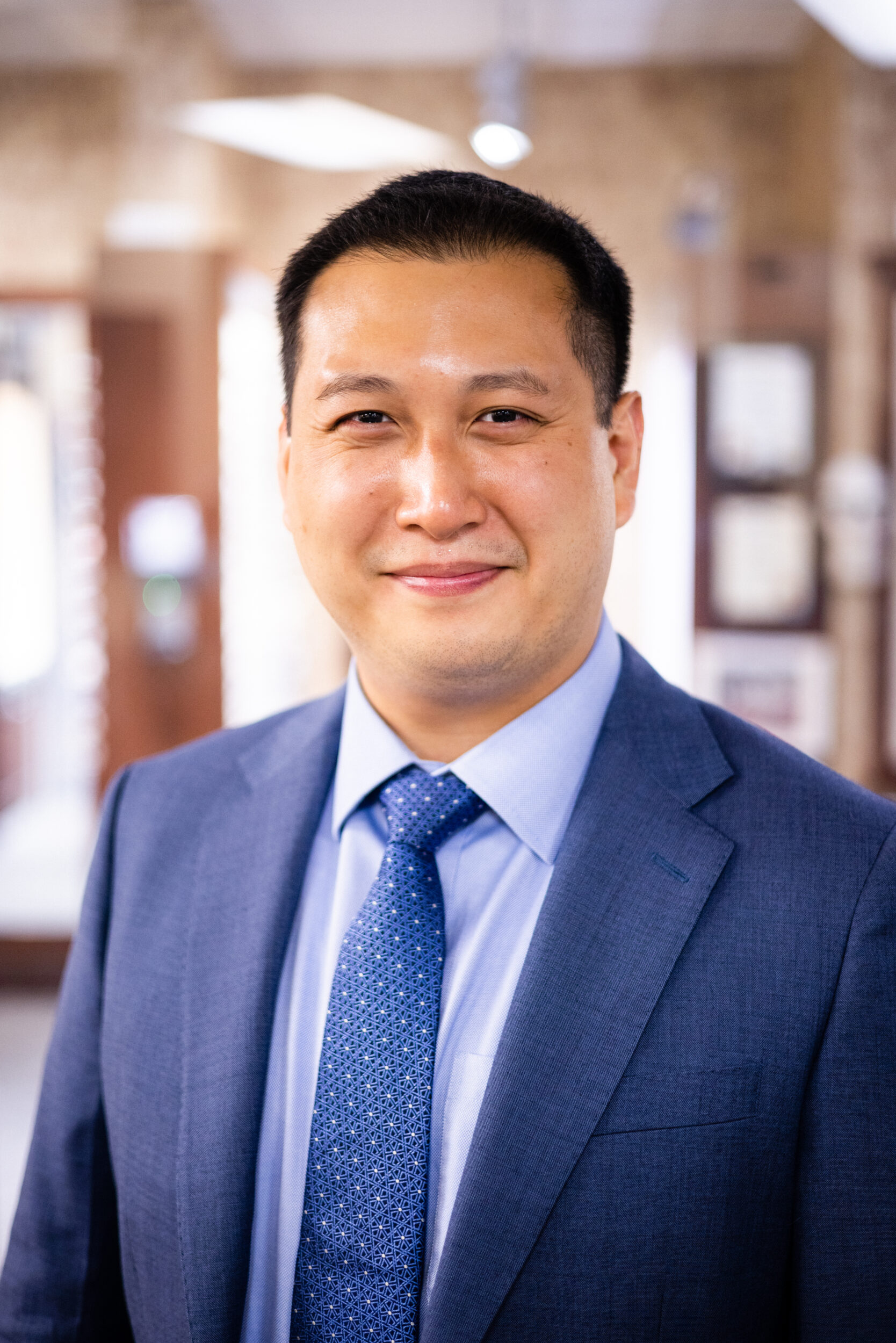 Dr. Frank Chin Headshot