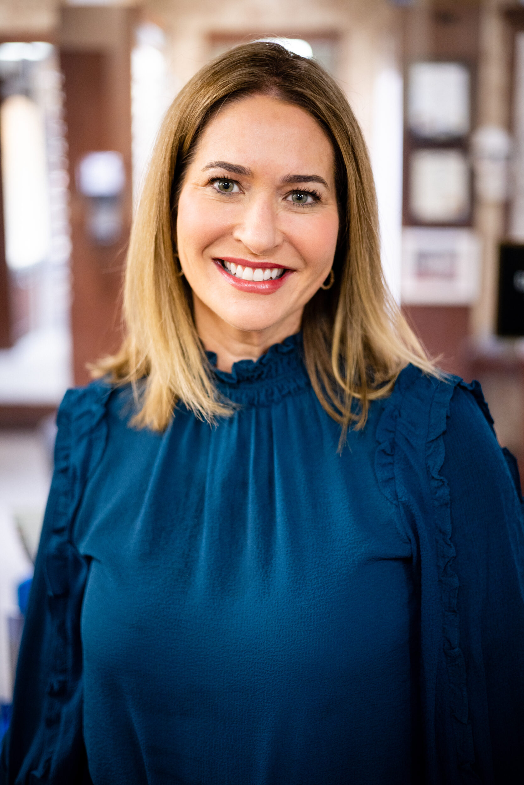 Dr. Colleen Halfpenny Headshot